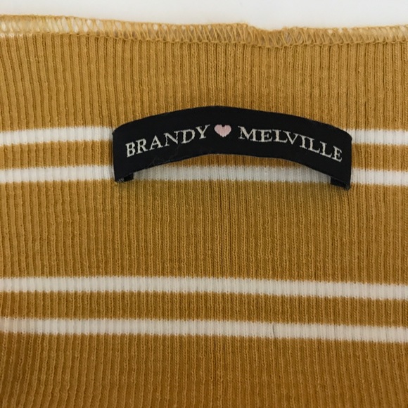 Brandy Melville Crop Top Bundle of Three - Picture 6 of 10